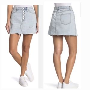 Free People Mini Skirt Distressed Ripped Light Wash Denim Size 27
